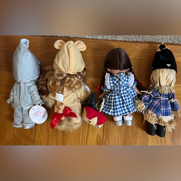 Precious Moments Dolls Wizard of Oz - Picture 3 of 3